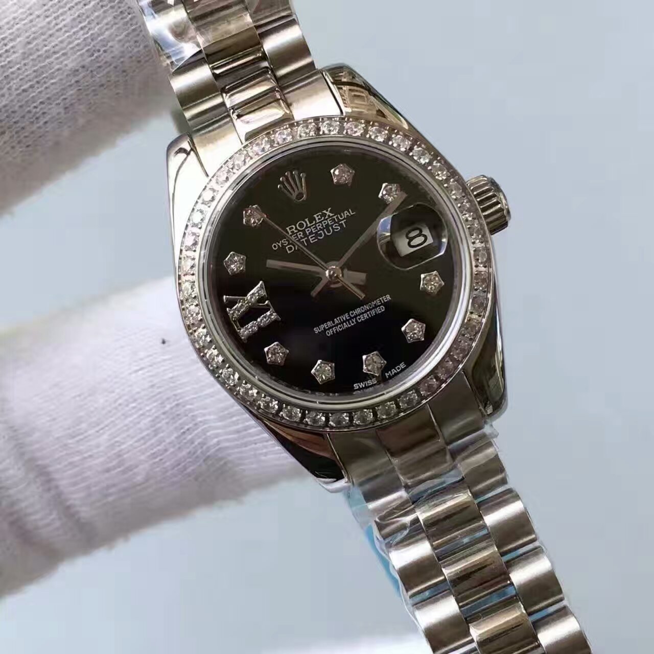   台湾厂劳力士女装日志型系列黑面表盘腕表 / R148