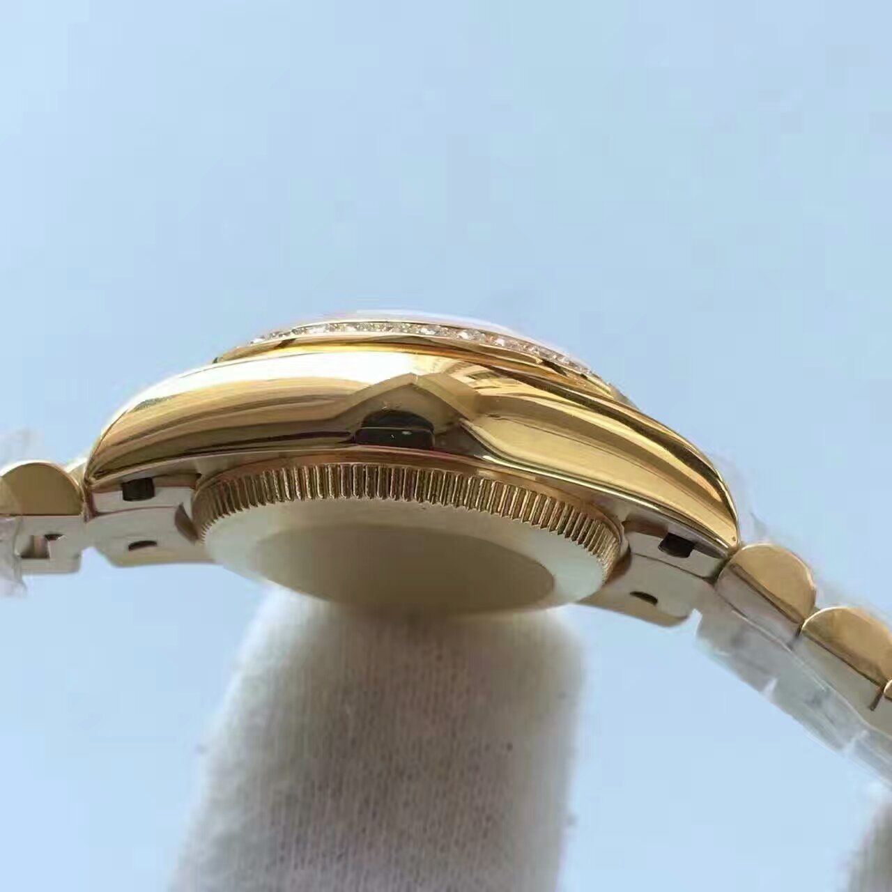   台湾厂劳力士女装日志型系列白面表盘女士腕表 / R149