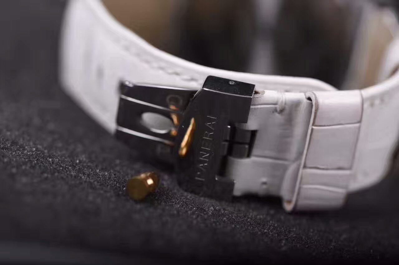   KW厂沛纳海LUMINOR系列PAM 00049女士腕表 / PAM00049