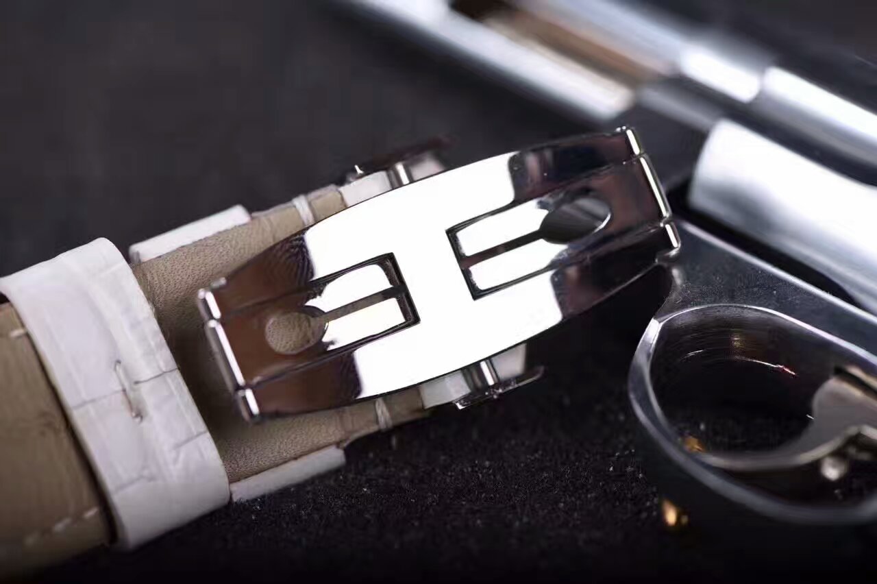   KW厂沛纳海LUMINOR系列PAM 00049女士腕表 / PAM00049