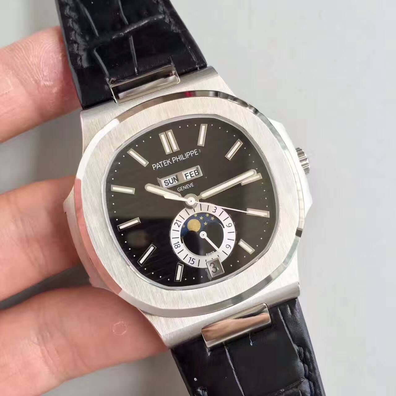   KM高百达翡丽Nautilus系列精钢男表5726A-001 / BD204