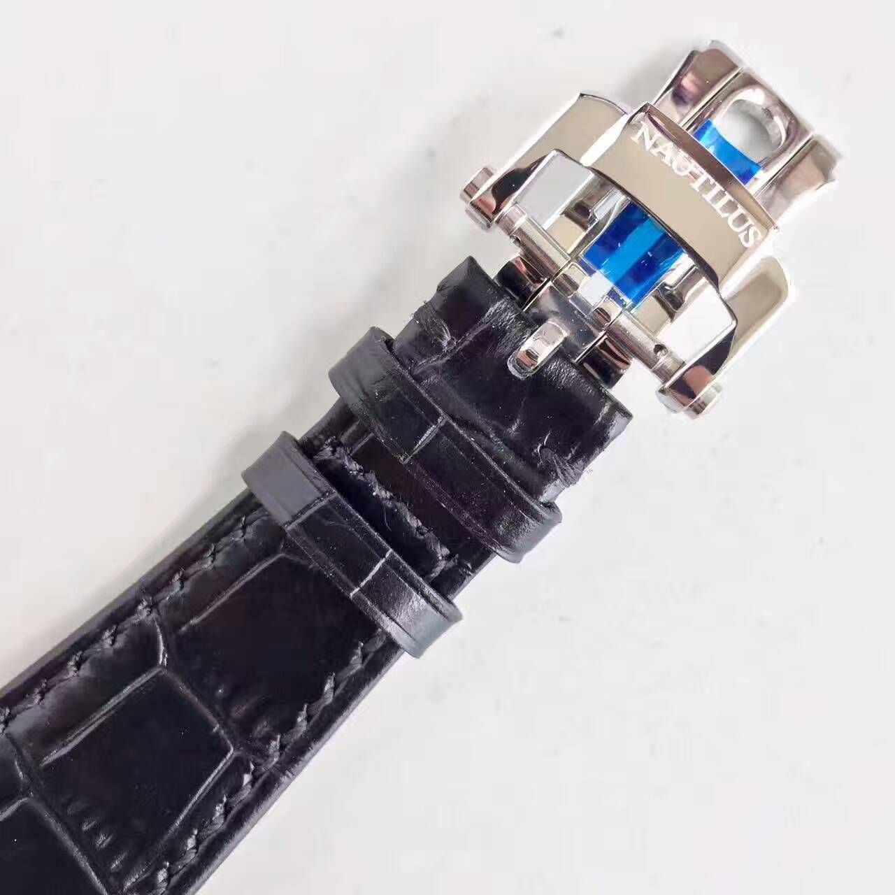   KM高百达翡丽Nautilus系列精钢男表5726A-001 / BD204