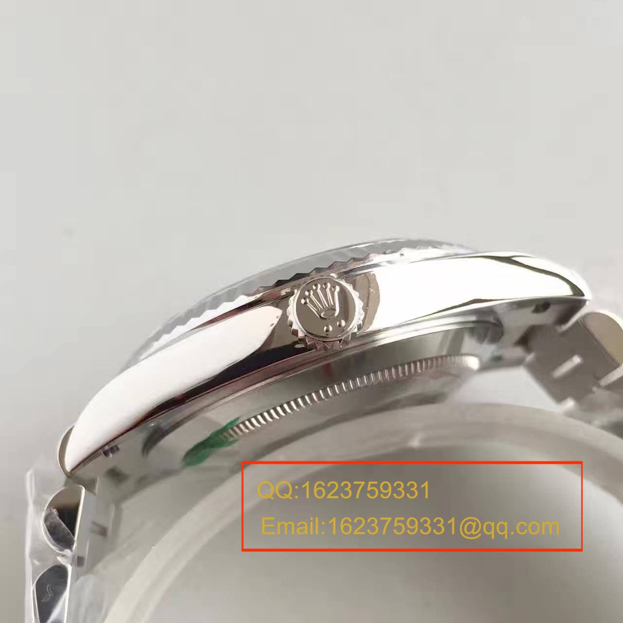   N厂高劳力士星期日历型系列228206冰蓝暗纹盘男士机械腕表 / RBE067