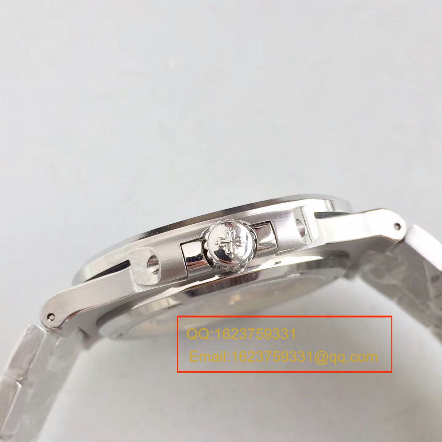   PF  百达翡丽运动系列5711G 白金腕表钢带款(鹦鹉螺) / BDBC201