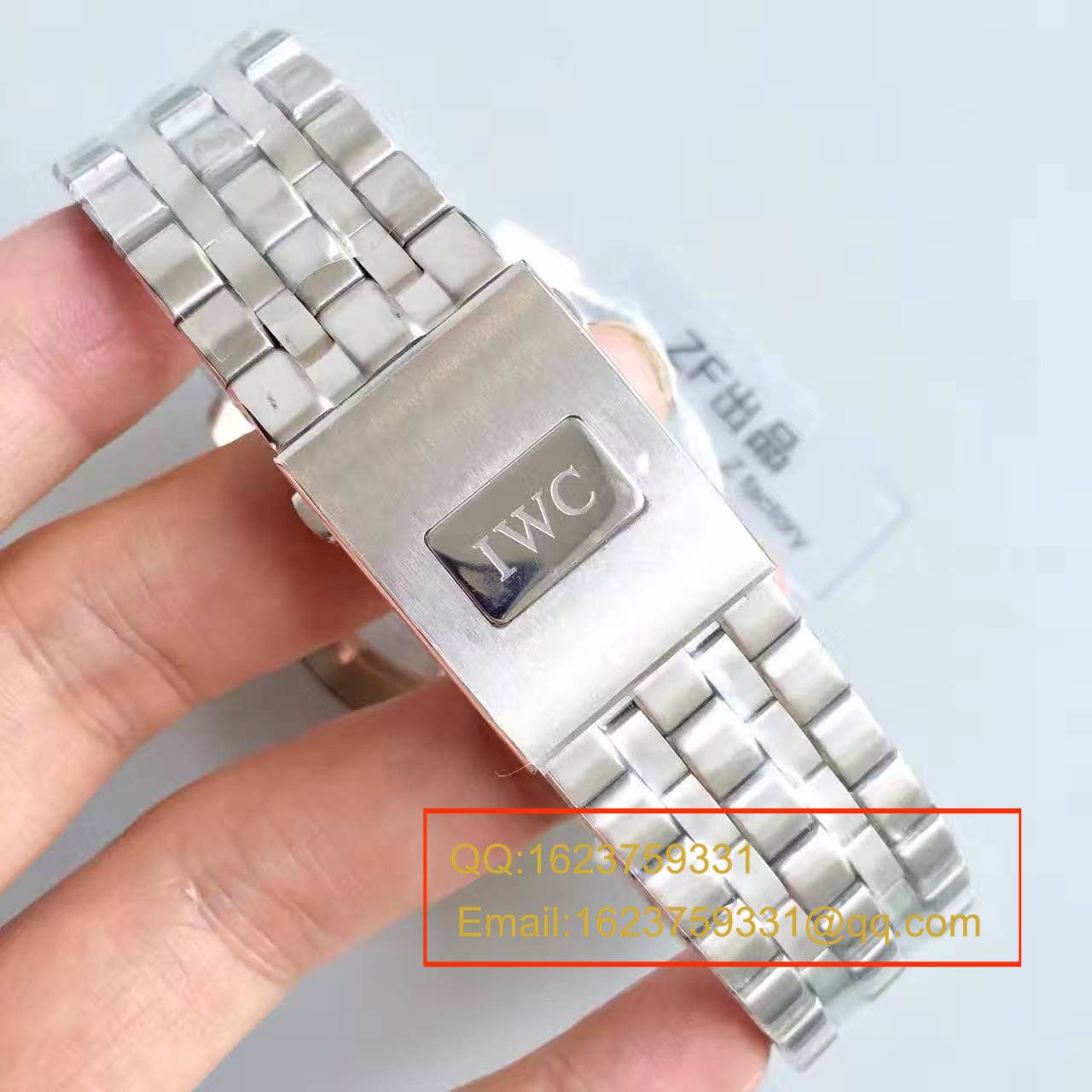   ZF厂出品  万国飞行员系列  IW377719 喷火战机计时机械手表 / WG172