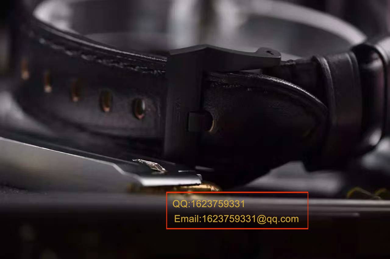 视频评测KW  沛纳海RADIOMIR系列PAM 00384全陶瓷腕表 / PAM00384