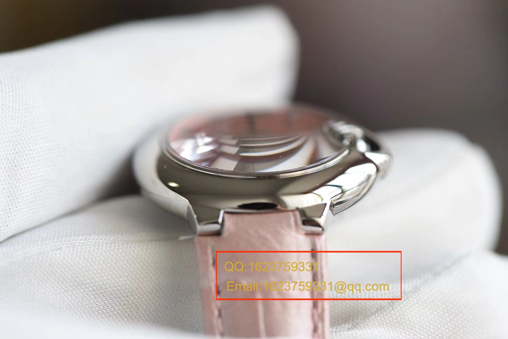   HBBV6高卡地亚蓝气球系列W6920038小号蓝气球28毫米女士石英腕表 / K132