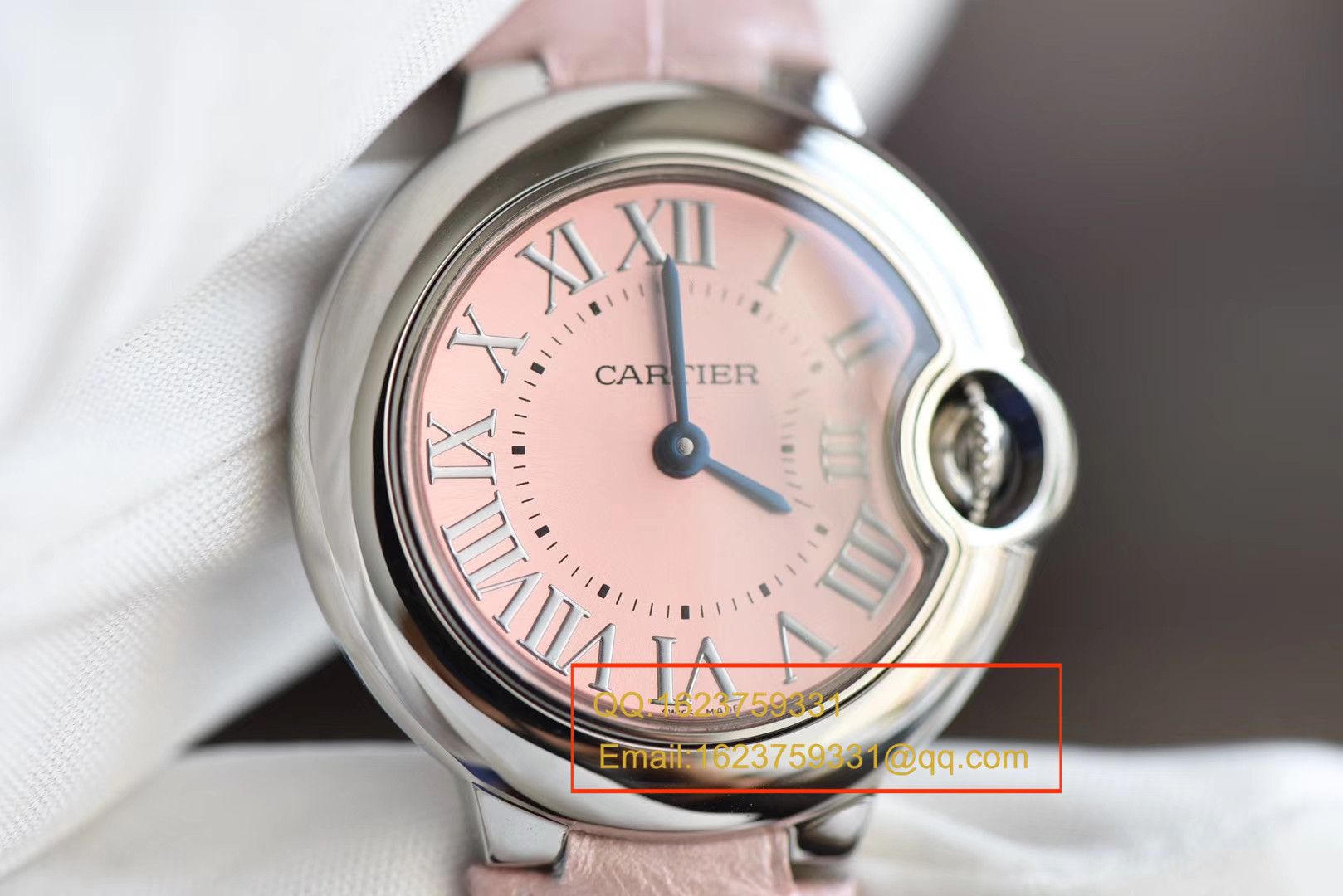   HBBV6高卡地亚蓝气球系列W6920038小号蓝气球28毫米女士石英腕表 / K132