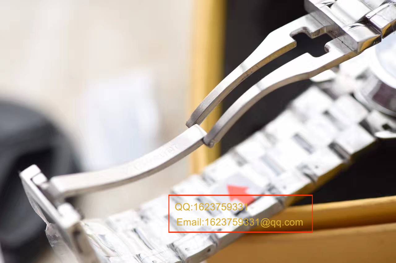   HBBV6厂泰格豪雅卡莱拉系列CAR2012.BA0799腕表 / TGBA043