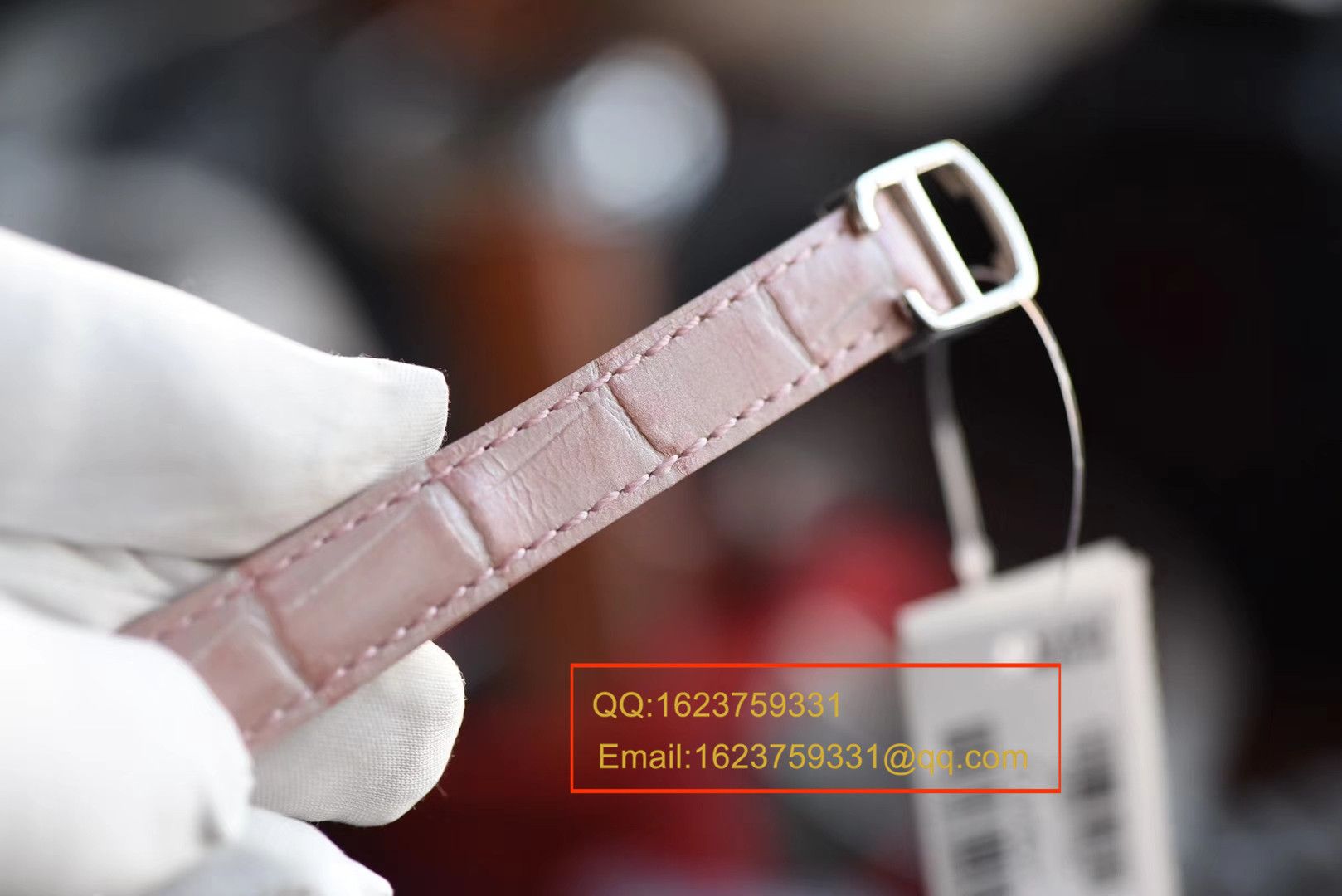   V6  卡地亚蓝气球系列小号蓝气球28毫米石英女士腕表W4BB0008 / K133