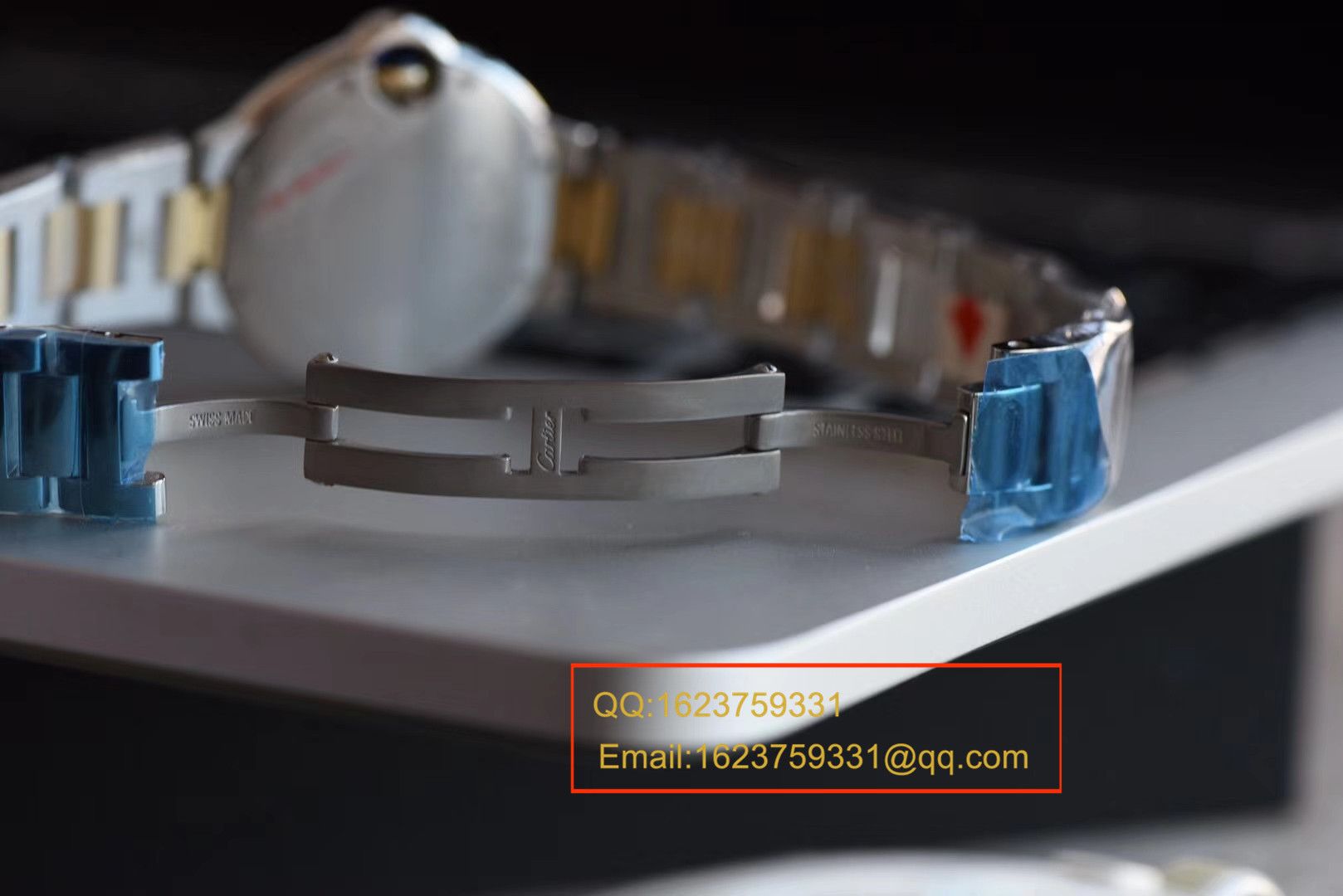   HBBV6  卡地亚蓝气球系列W69008Z3女士33/36毫米间金石英腕表 / K138