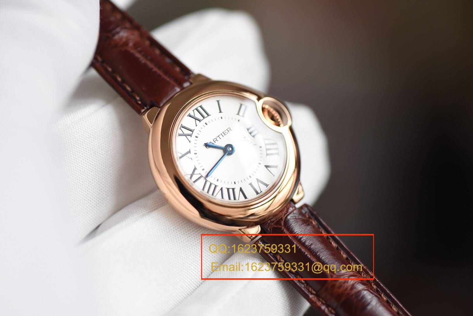   HBBV6  卡地亚蓝气球系列小号蓝气球28毫米石英W6900256女士腕表《配鳄鱼皮》 / K139