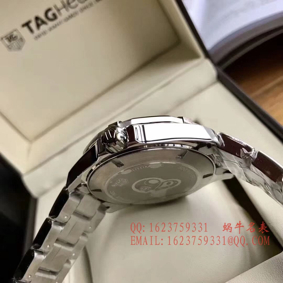   原单正品  泰格豪雅竞潜系列WAY2013.BA0927 、 WAY2010.BA0927《黑面》、WAY2012.BA0927《蓝面》腕表 / TG054