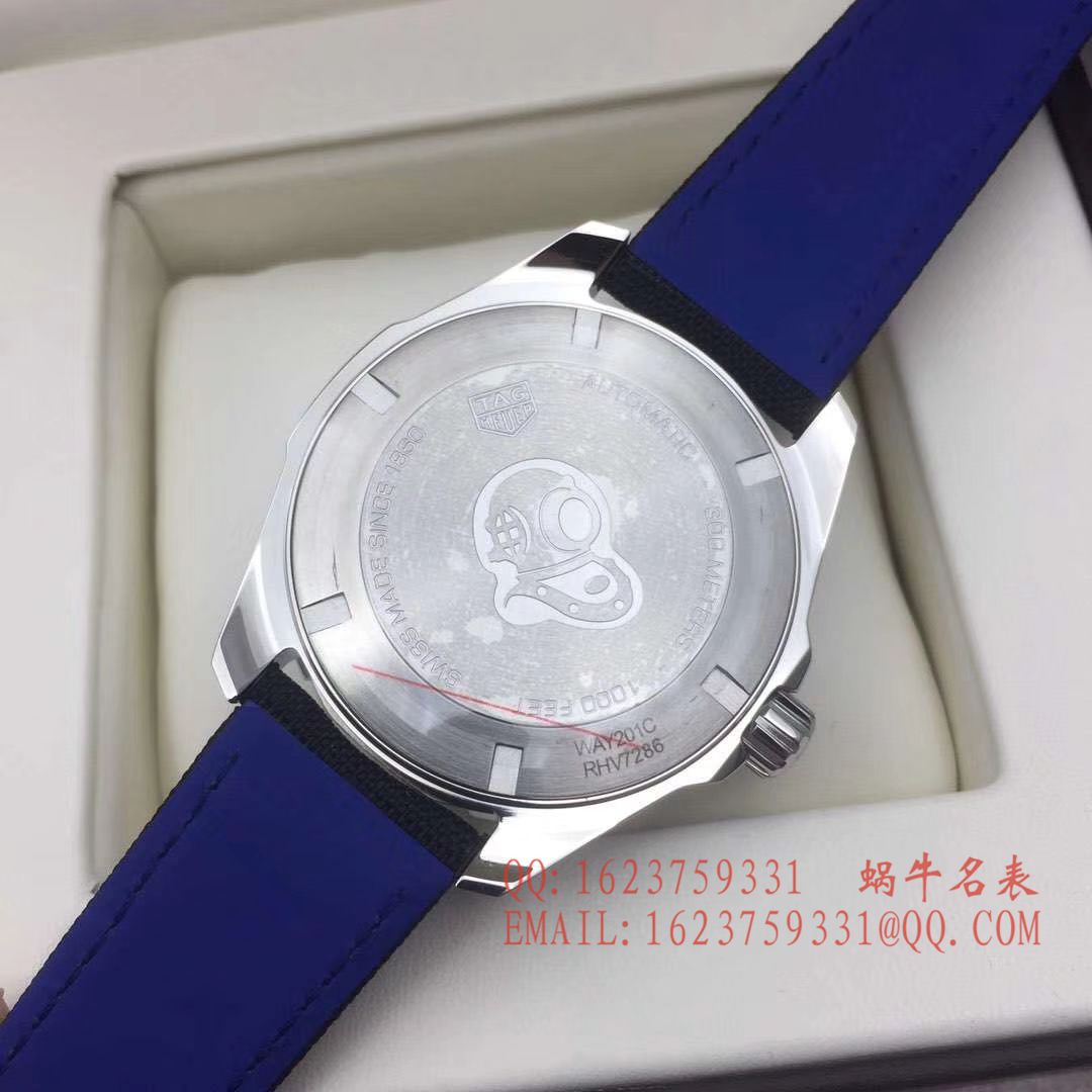   原单正品  泰格豪雅竞潜系列WAY2013.BA0927 、 WAY2010.BA0927《黑面》、WAY2012.BA0927《蓝面》腕表 / TG054