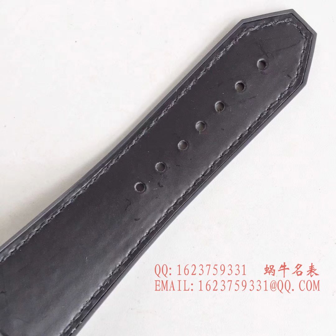   TF  宇舶经典融合系列 505.CS.1270.VR陀飞轮腕表 / YB052