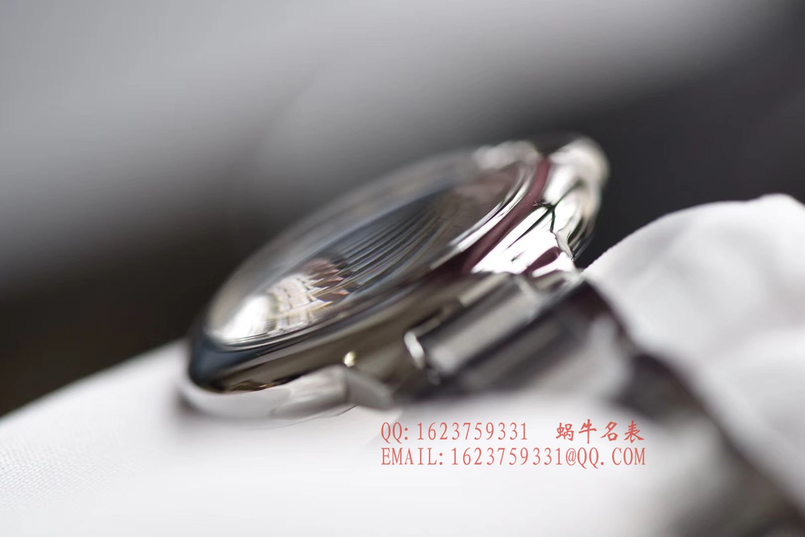   V6蓝气球ETA1671机芯版本  卡地亚蓝气球系列33毫米W6920071女士机械腕表 / K142