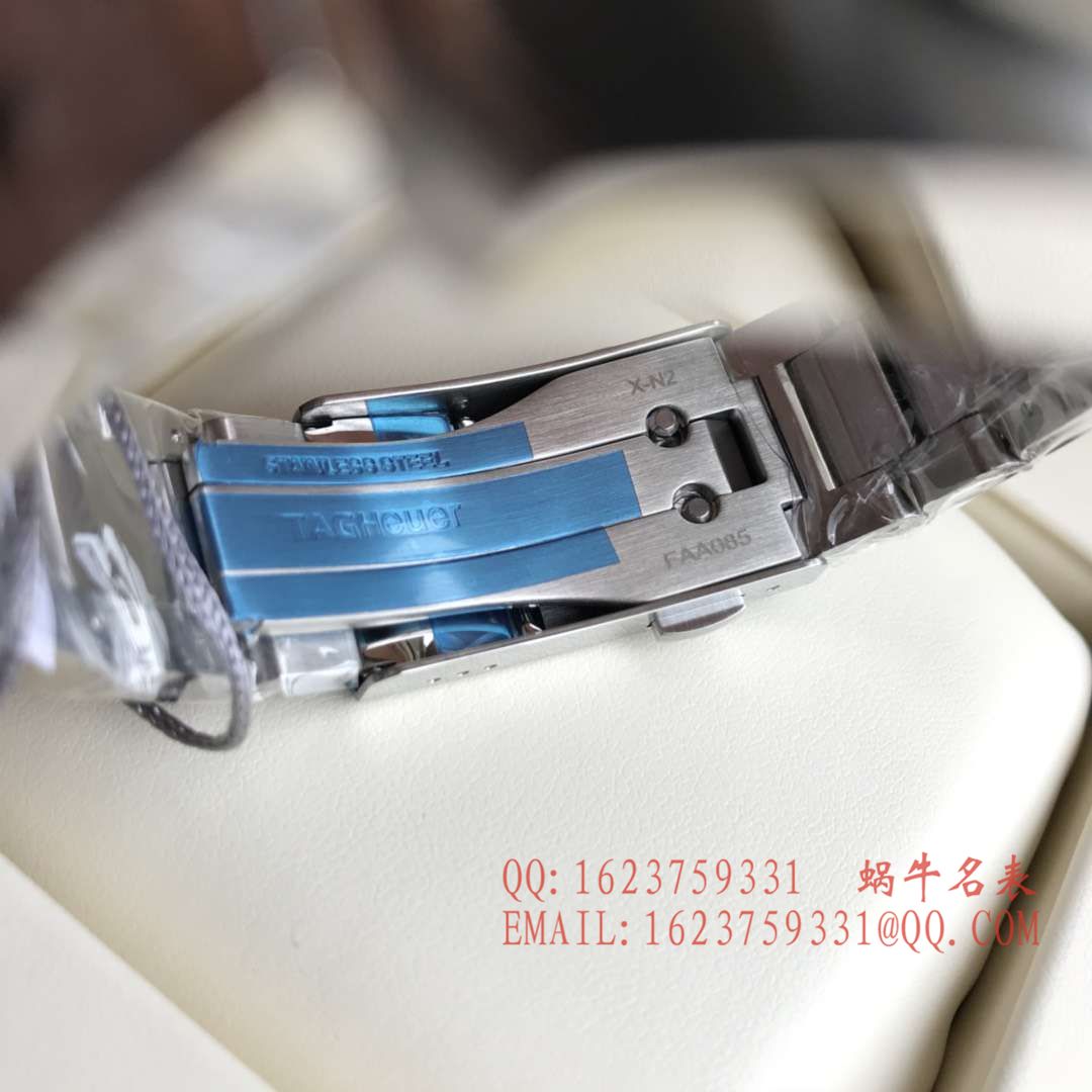   香港原单 支持专柜验货  泰格豪雅竞潜Aquaracer系列300M英超联赛特别款腕表WAY201D.BA0927 / TG037