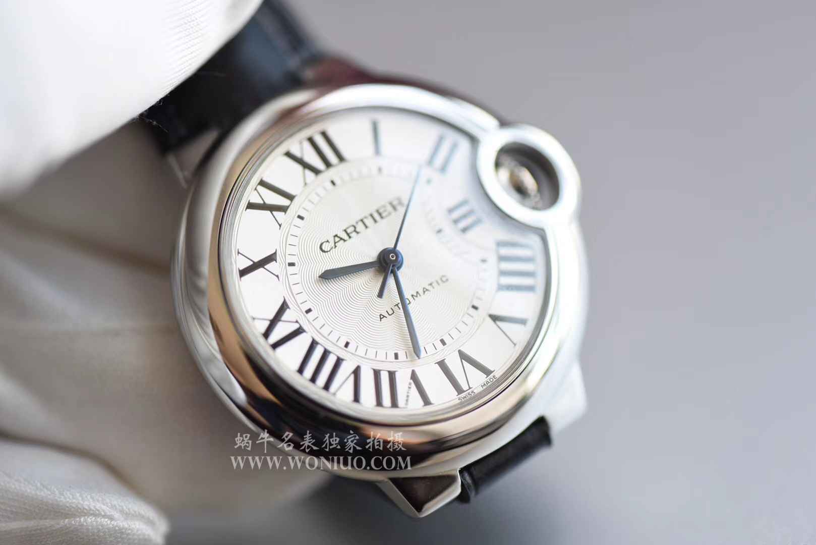   HBBV6  卡地亚蓝气球系列W6920085女士33毫米机械腕表 / KDY109