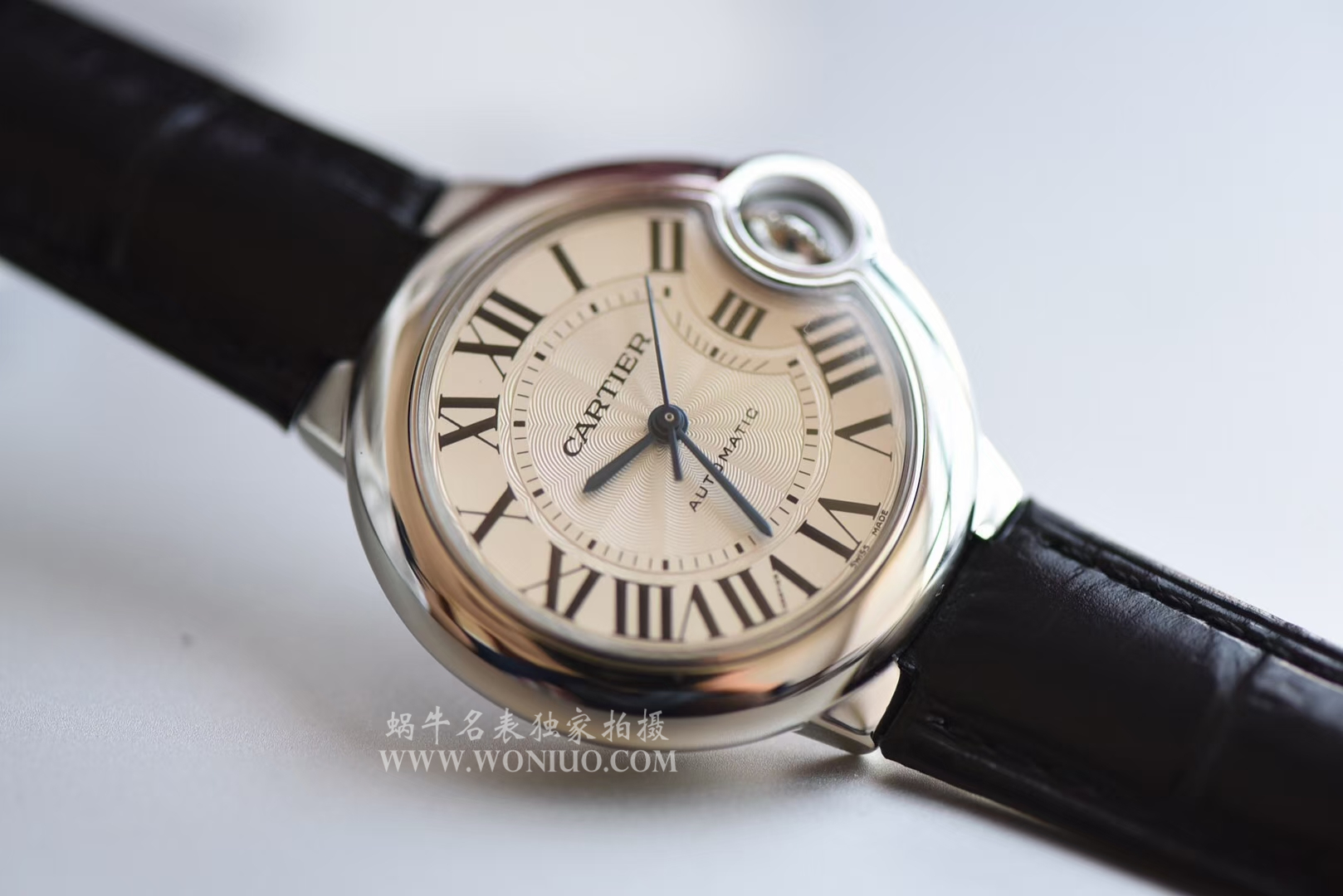   HBBV6  卡地亚蓝气球系列W6920085女士33毫米机械腕表 / KDY109