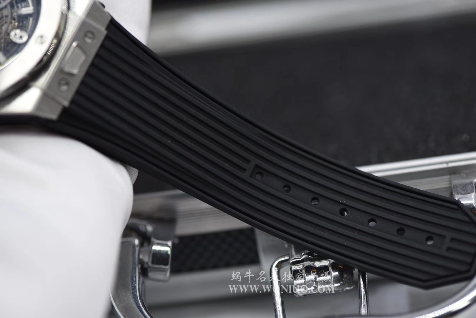   JB  宇舶系列411.NM.1170.RX镂空腕表 / YB055