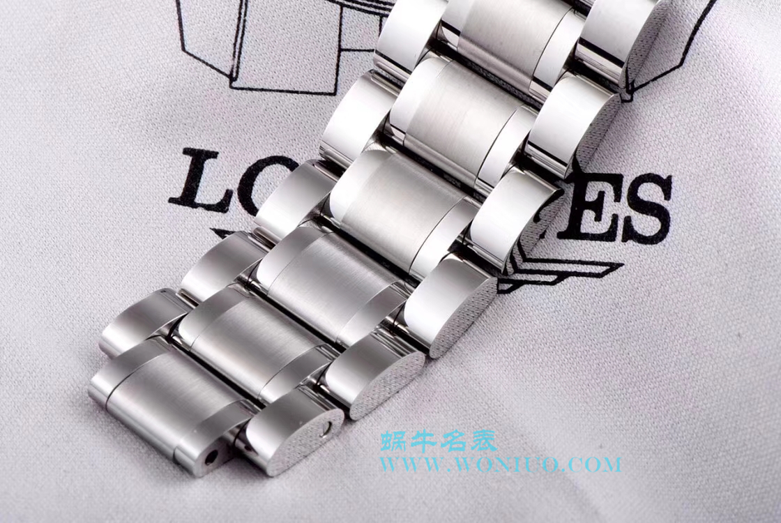   LG  浪琴名匠系列星期日历双历L2.755.4.78.3腕表 / L099