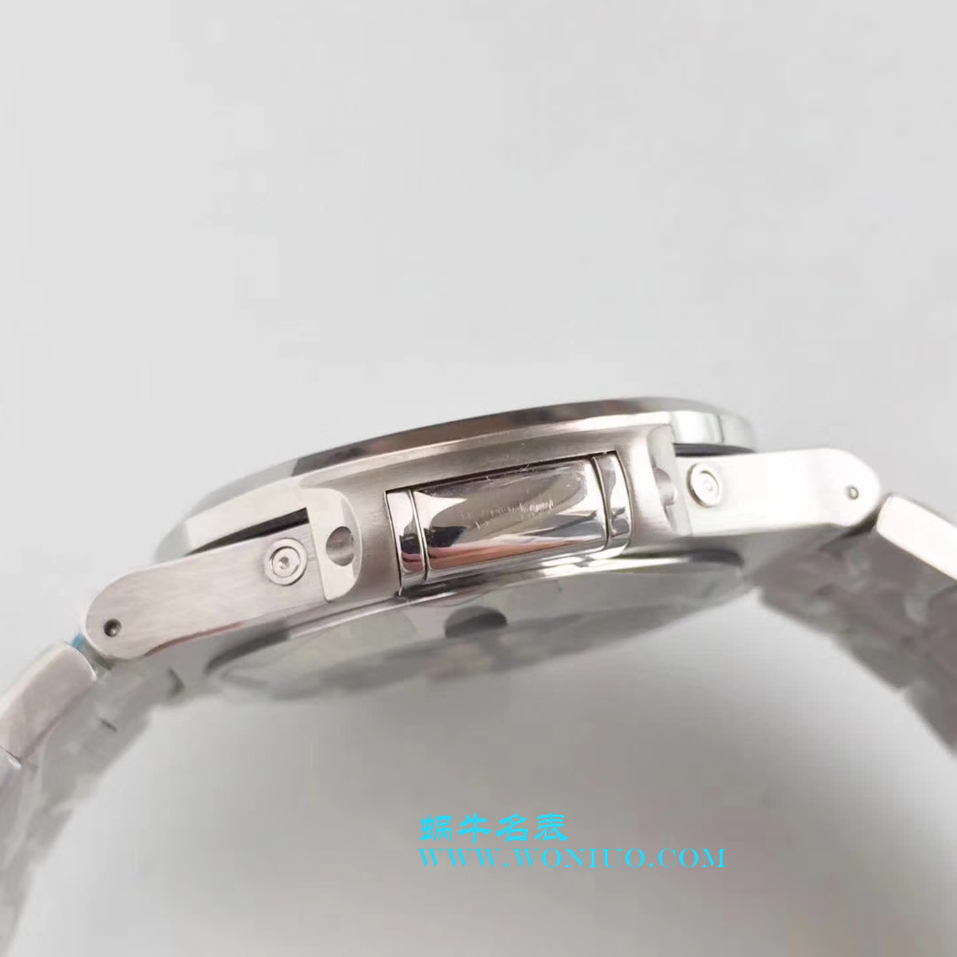   KM  百达翡丽Nautilus运动系列5726/1A-001腕表 / BDBE200