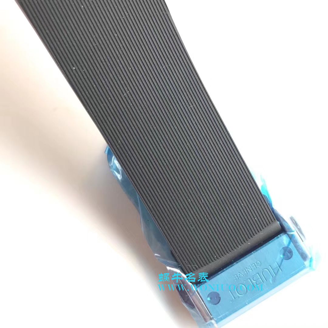   HBBV6  宇舶系列301.PX.1180.RX腕表 / YB024