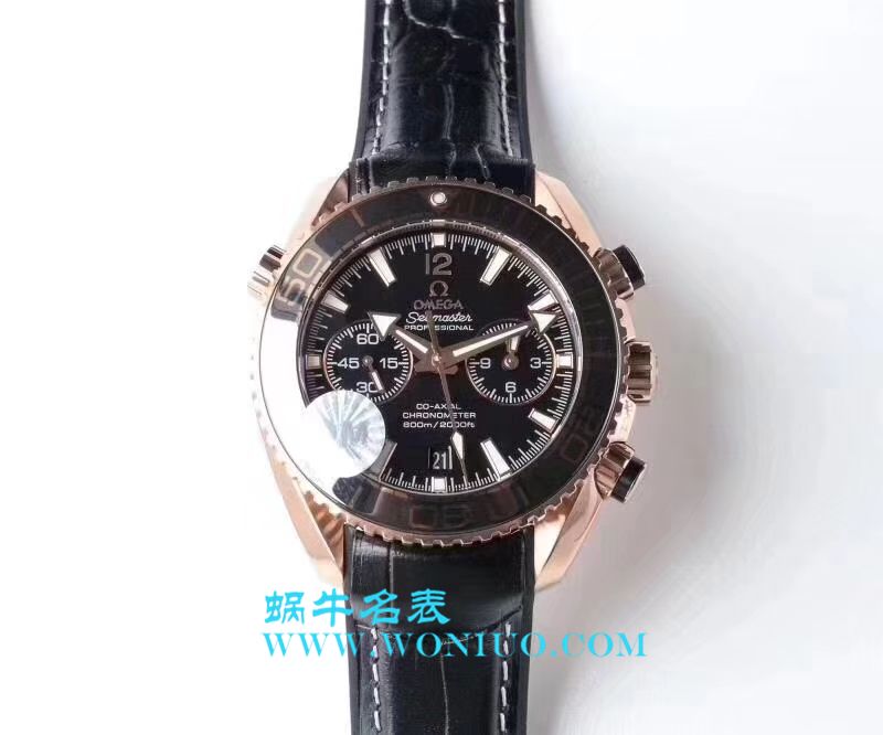   OM  欧米茄海马海洋宇宙600米系列232.63.46.31.01.001腕表 / M202B