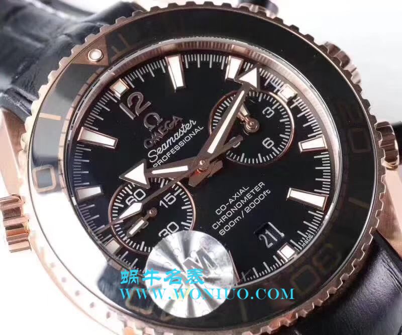   OM  欧米茄海马海洋宇宙600米系列232.63.46.31.01.001腕表 / M202B