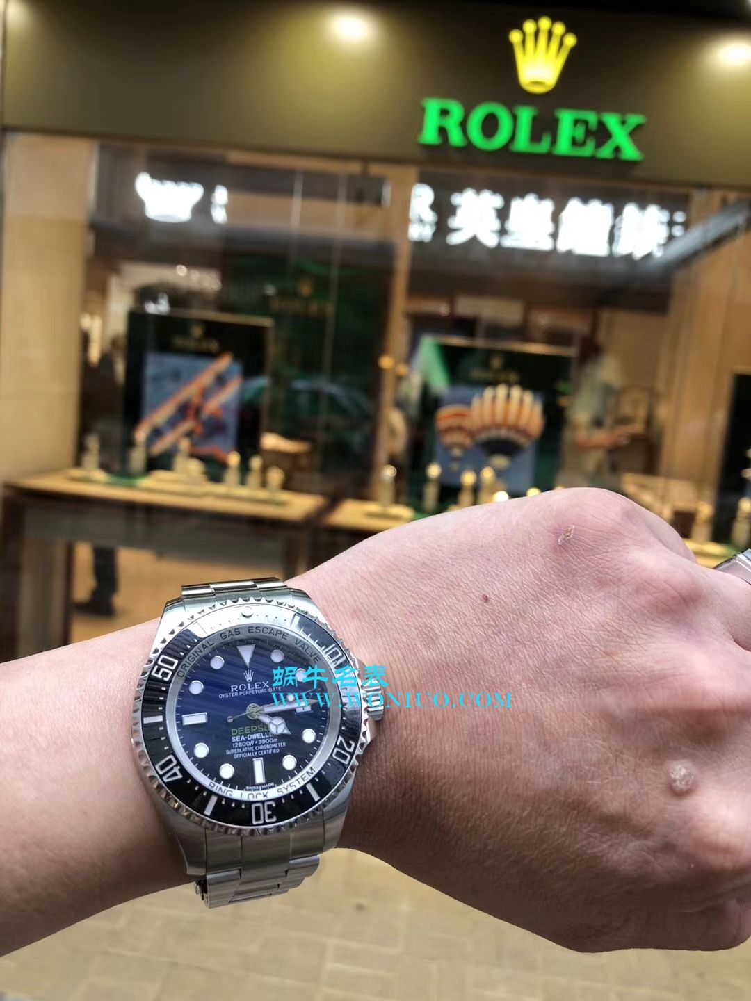  AR  劳力士海使型系列116660-98210 蓝盘腕表(904钢渐变蓝鬼王) / R208