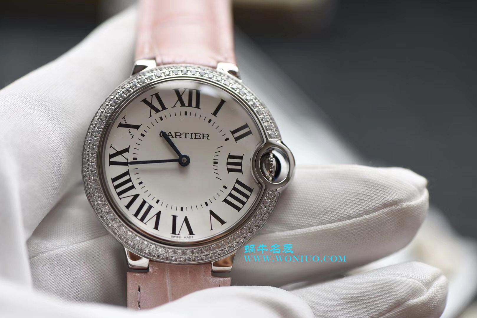   HBBV6  卡地亚蓝气球系列WE900651女装36毫米石英腕表 / K150