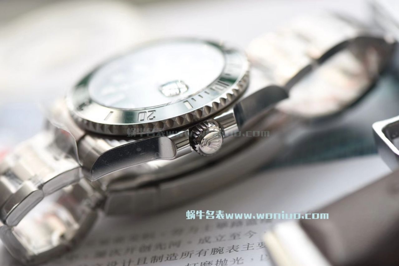   NOOB厂V9版本904L不锈钢版本  劳力士潜航者型116610LV-97200 绿盘腕表(绿水鬼)、116610LN-97200 《黑水鬼》 / RCB199