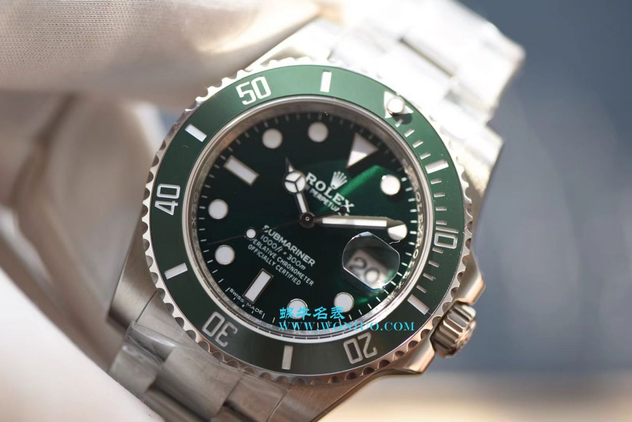   NOOB厂V8版本  劳力士潜航者型系列116610LV-97200 绿水鬼腕表 / R213
