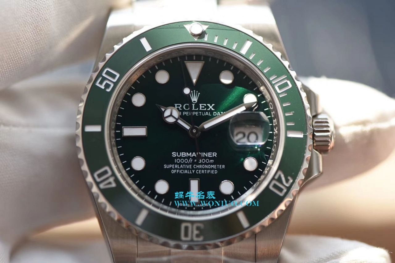   NOOB厂V8版本  劳力士潜航者型系列116610LV-97200 绿水鬼腕表 / R213
