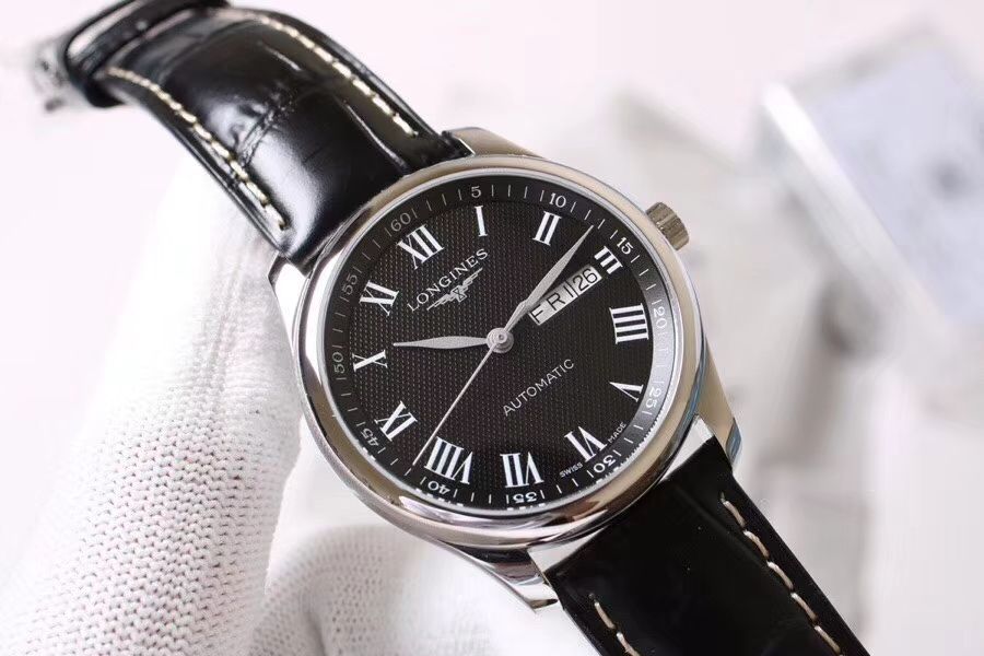   LG  浪琴名匠系列星期日历双历L2.755.4.78.3腕表 / L099