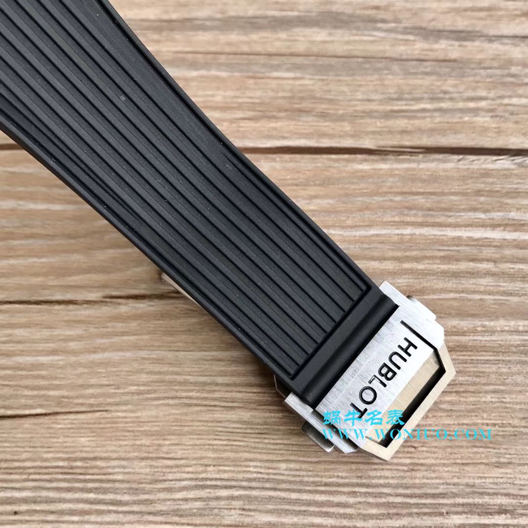   JB  宇舶系列411.OX.1180.RX镂空腕表 / YB054