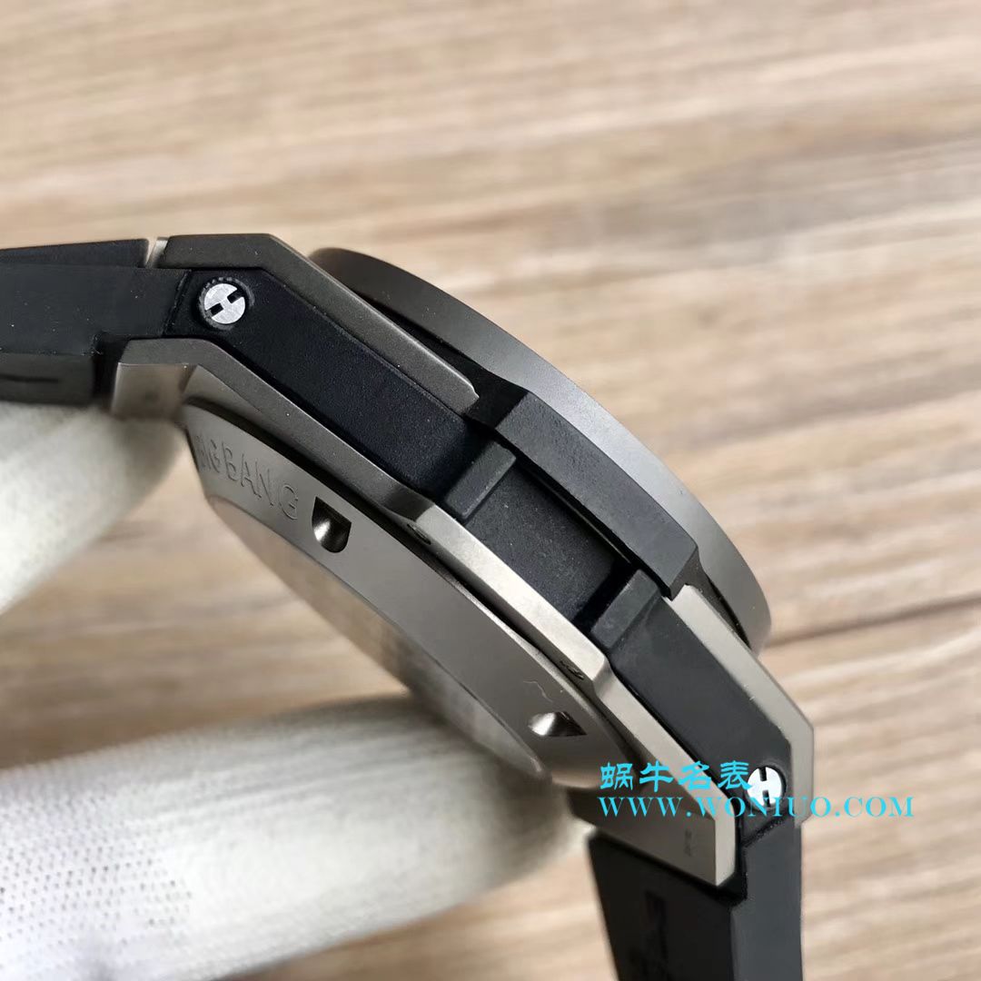   JB  宇舶系列411.OX.1180.RX镂空腕表 / YB054