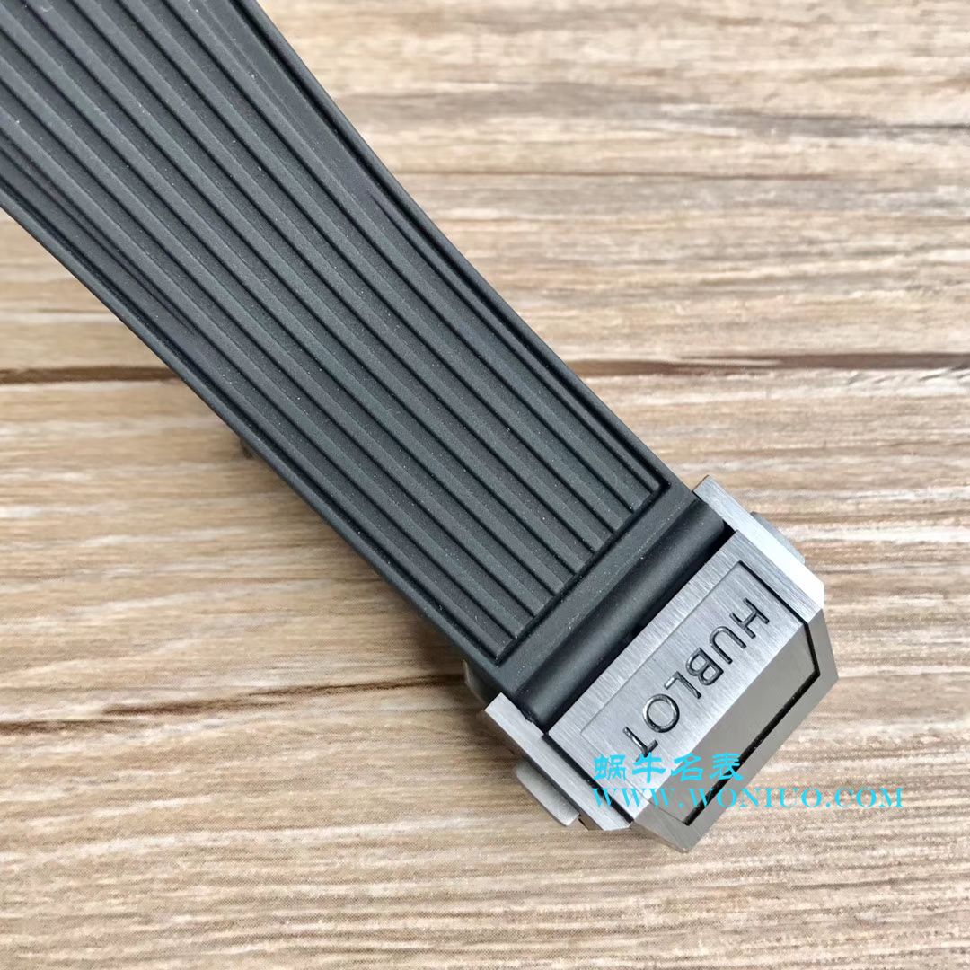   JB  宇舶系列411.OX.1180.RX镂空腕表 / YB054