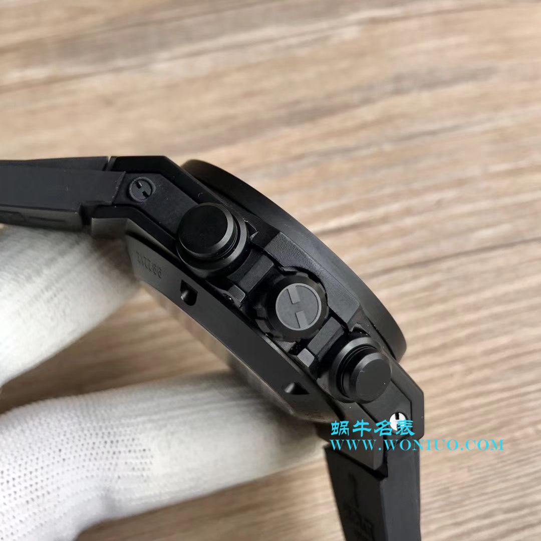   JB  宇舶系列411.OX.1180.RX镂空腕表 / YB054