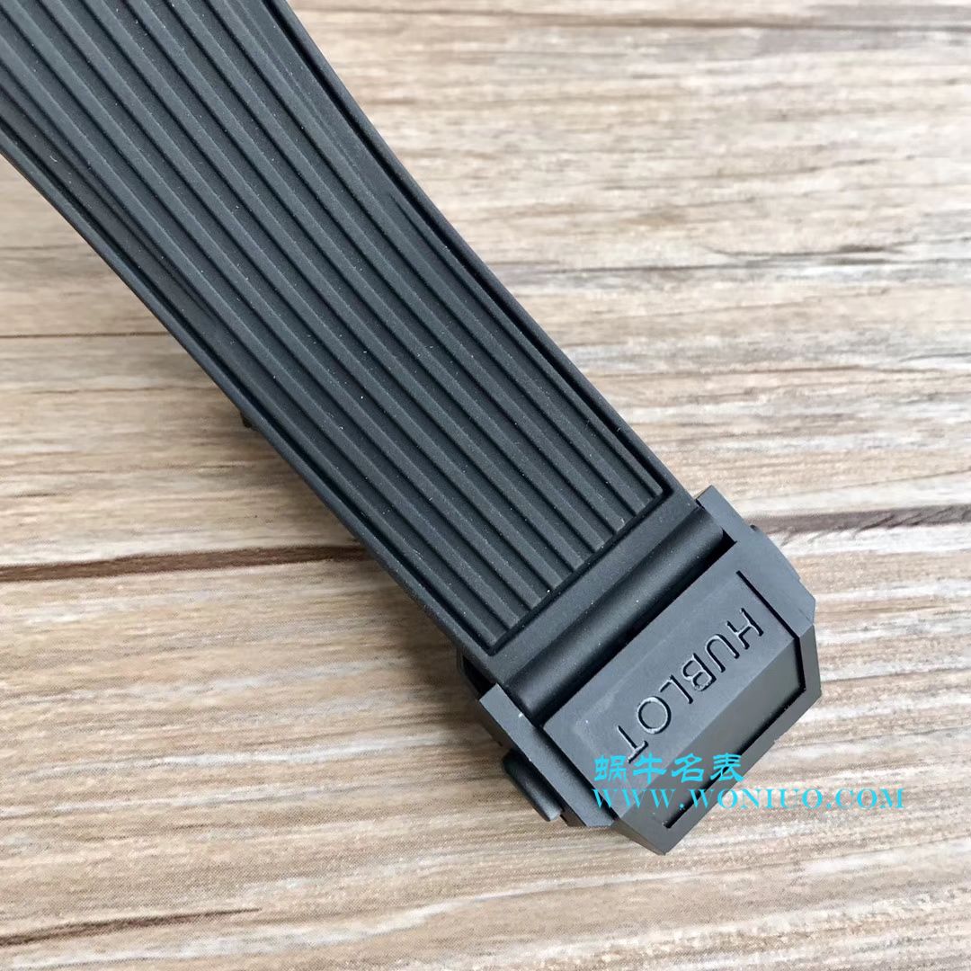   JB  宇舶系列411.OX.1180.RX镂空腕表 / YB054