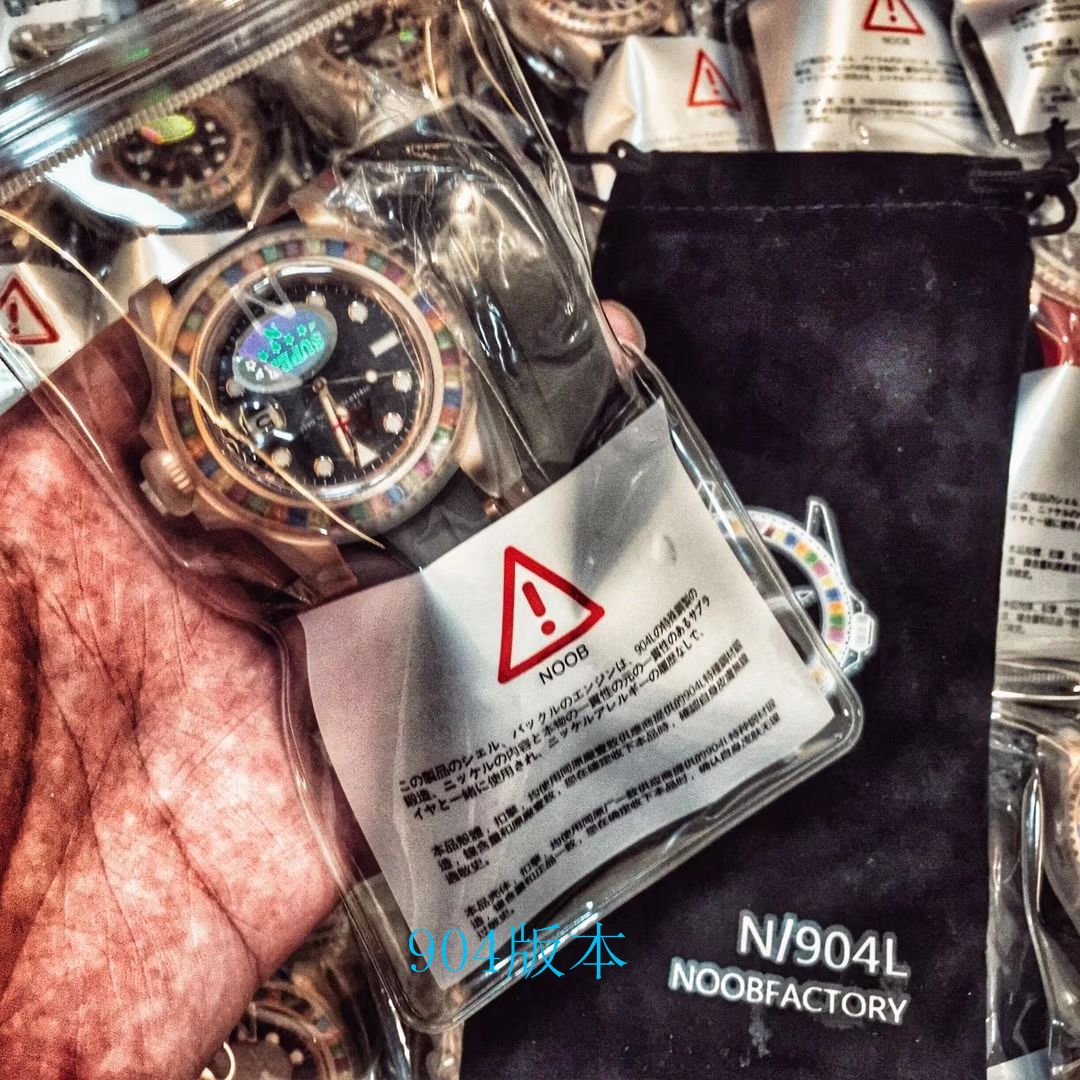   NOOB厂劳力士游艇名仕型系列116695SATS“糖豆”圈彩虹游艇劳力士游艇腕表 / R192