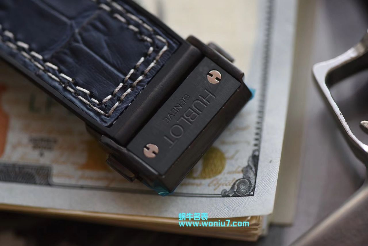   V6  宇舶系列301.CI.7170.LR腕表 / YB058