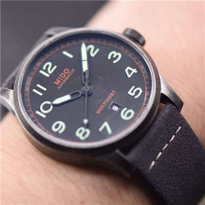   FK  美度舵手系列M032.607.36.050.09、M032.607.36.050.99、M032.607.36.090.00、M032.607.36.050.99腕表