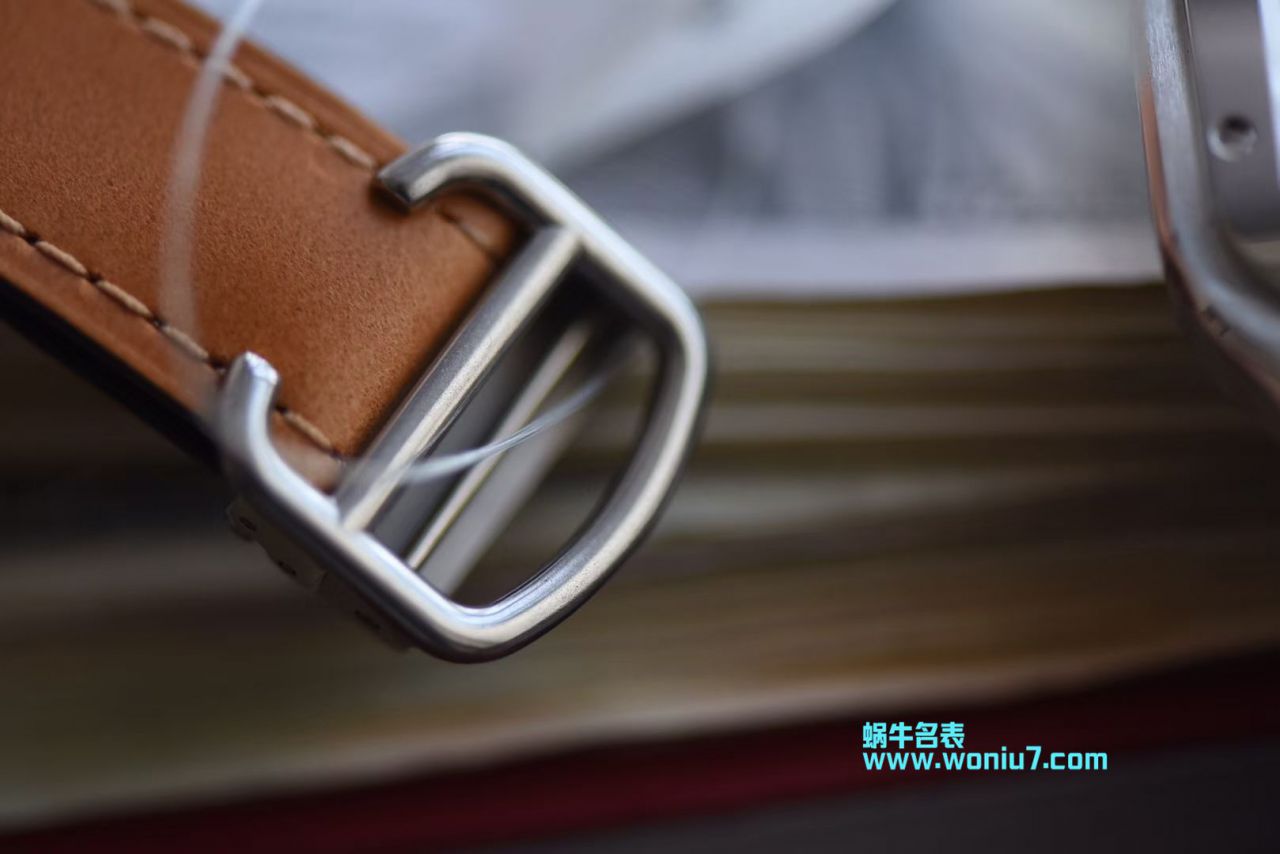   V6厂卡地亚山度士系列WSSA0009男女情侣腕表 / K165