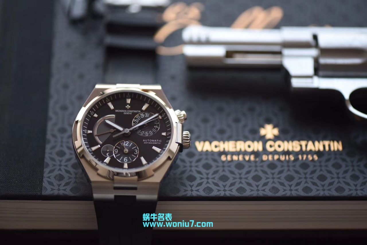   TWA  江诗丹顿纵横四海系列47450/000W-9511腕表 / JS189