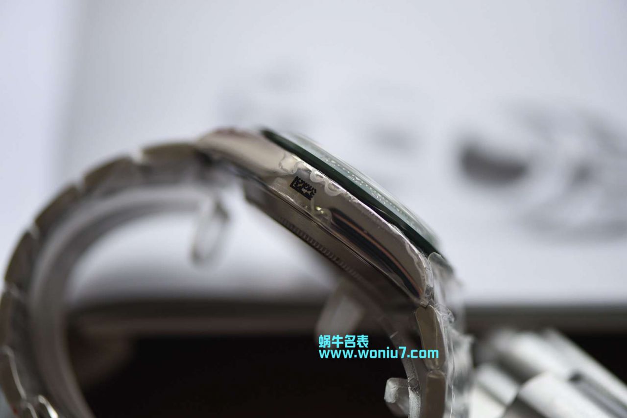   台湾厂劳力士迪通拿绿圈～最高品质 / R242