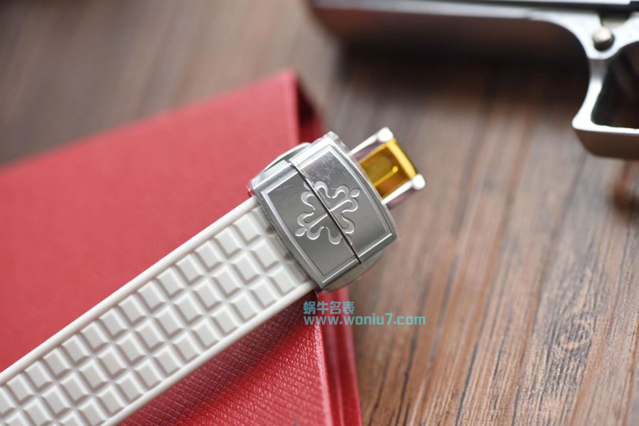   BP  百达翡丽AQUANAUT系列5067A-024女表 / BD188