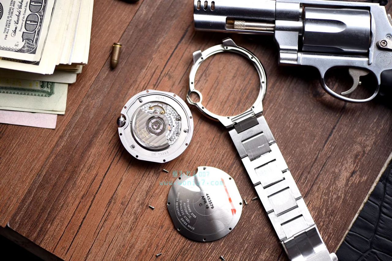 卡地亚蓝气球系列W69012Z4腕表  V6   / K187