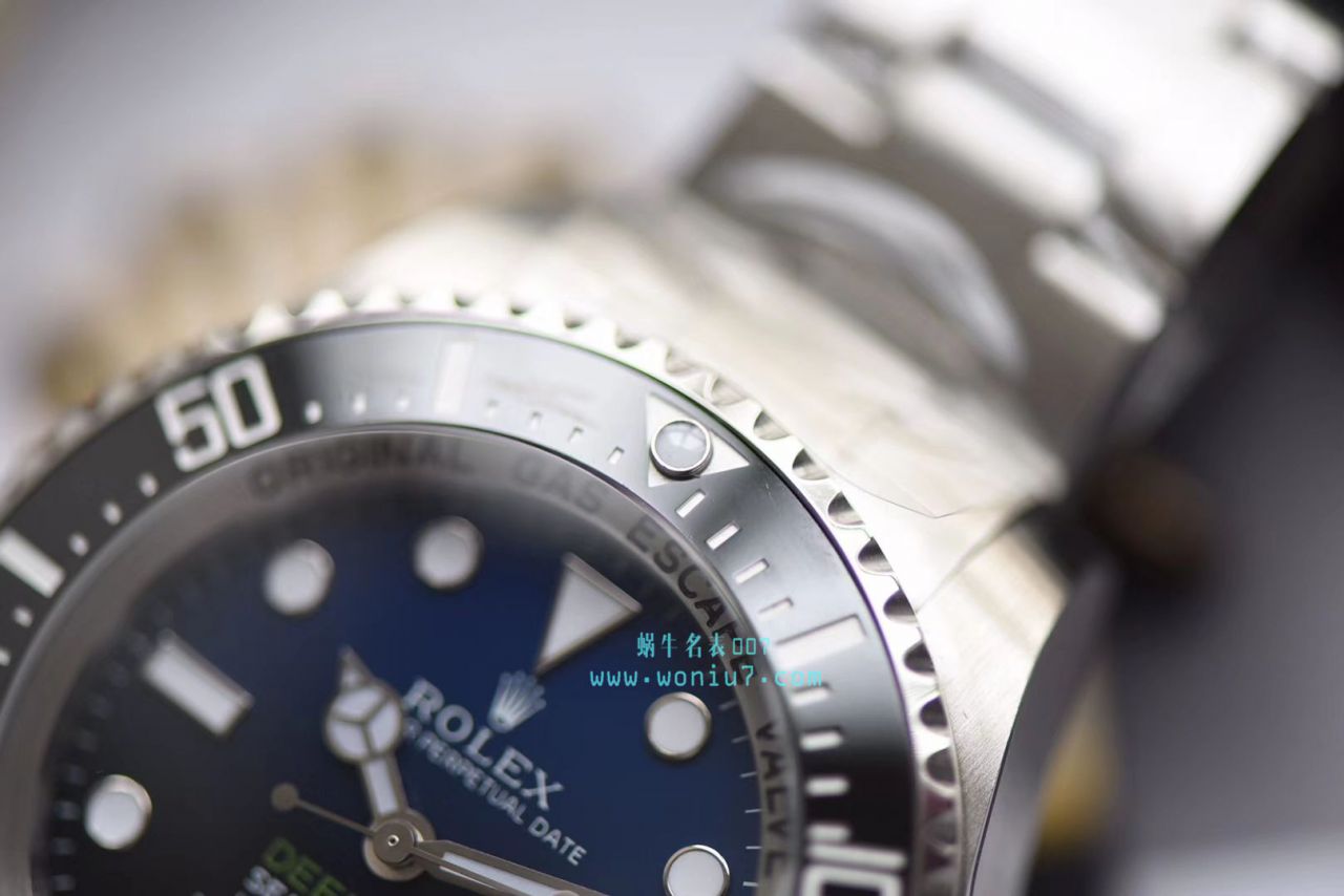   AR  劳力士海使型系列116660-98210 蓝盘腕表(904钢渐变蓝鬼王) / R208