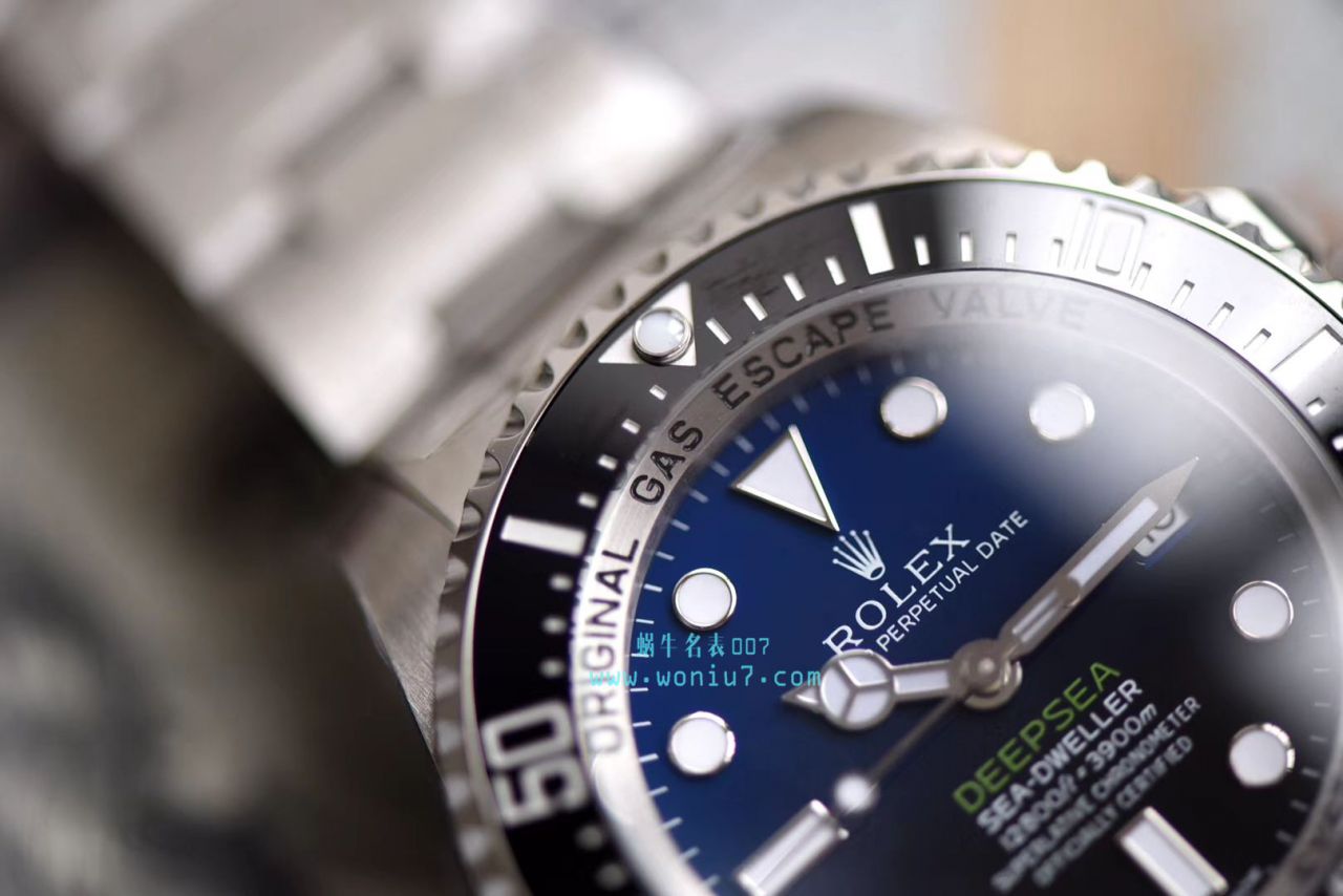   AR  劳力士海使型系列116660-98210 蓝盘腕表(904钢渐变蓝鬼王) / R208